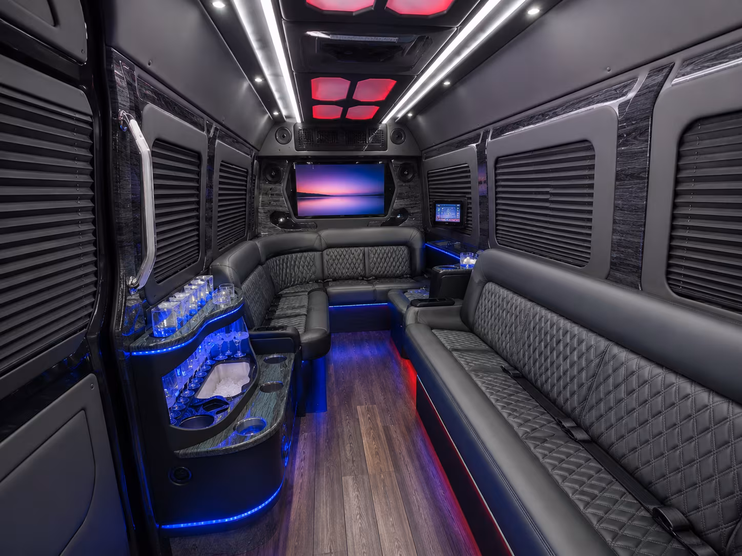 airport shuttle buses for billings corporate travel groups