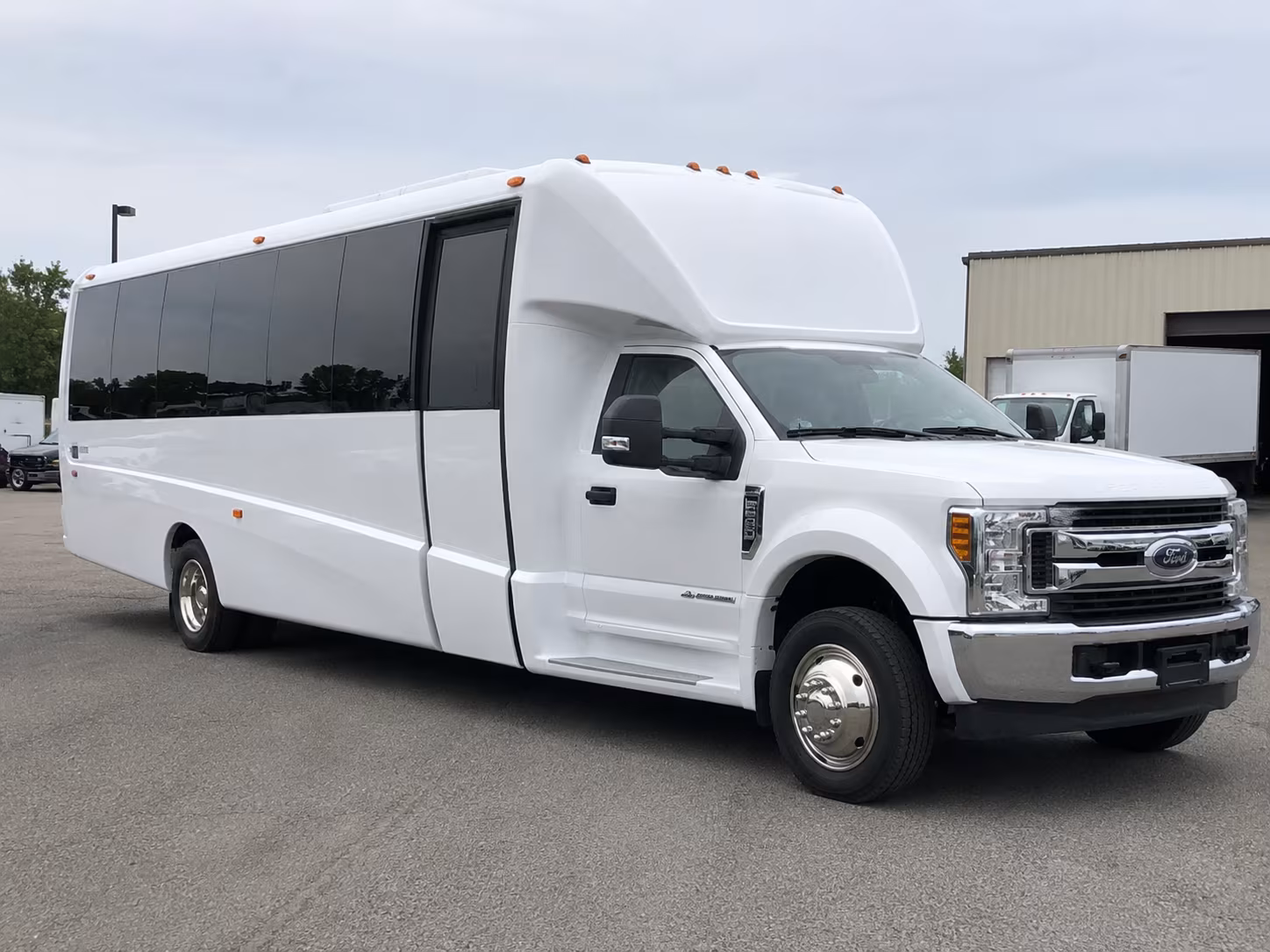 buses for outdoor and nature field trips around billings