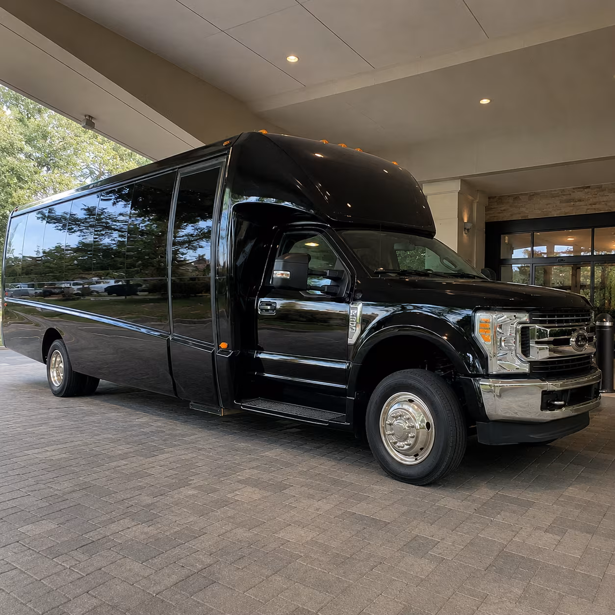 fan buses to montana state bobcats and university of montana grizzlies away games